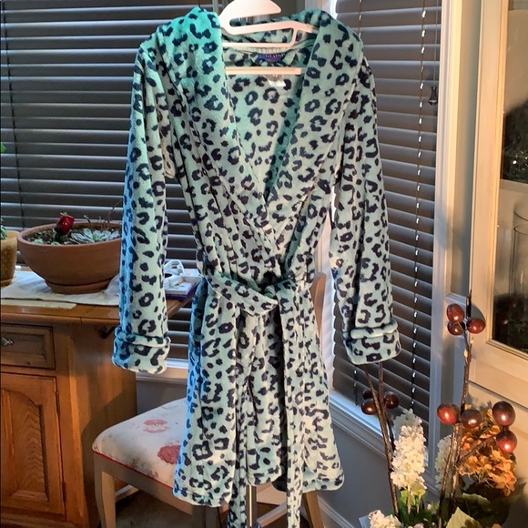 NWT Bathrobe Size Small/Chico Animal Print - Picture 2 of 6